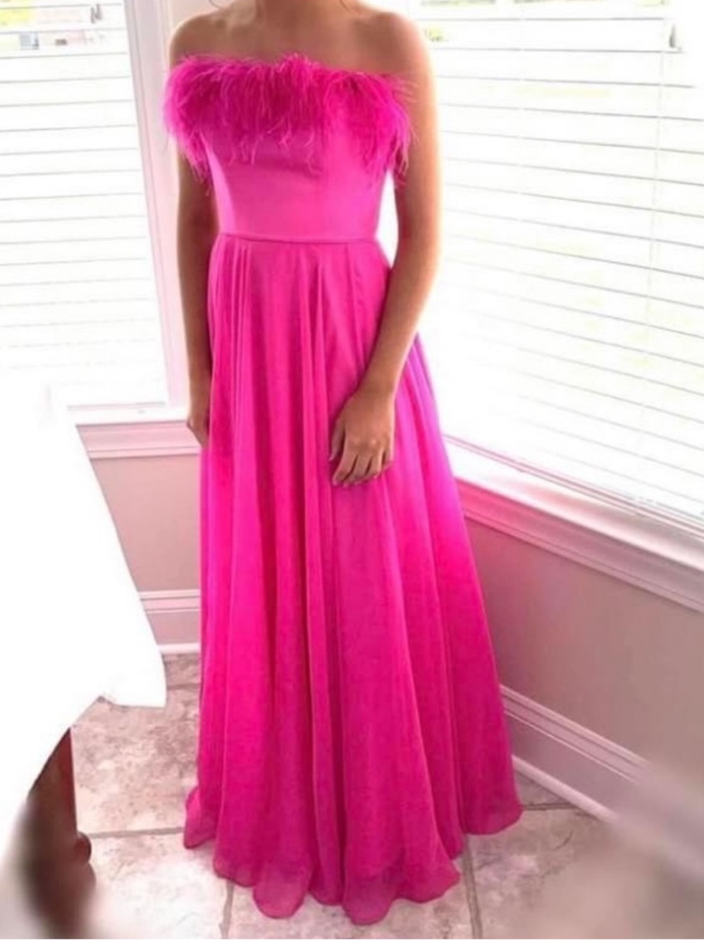 Sherri Hill Hot Pink Strapless Feather A-Line Prom Formal Dress Size 2